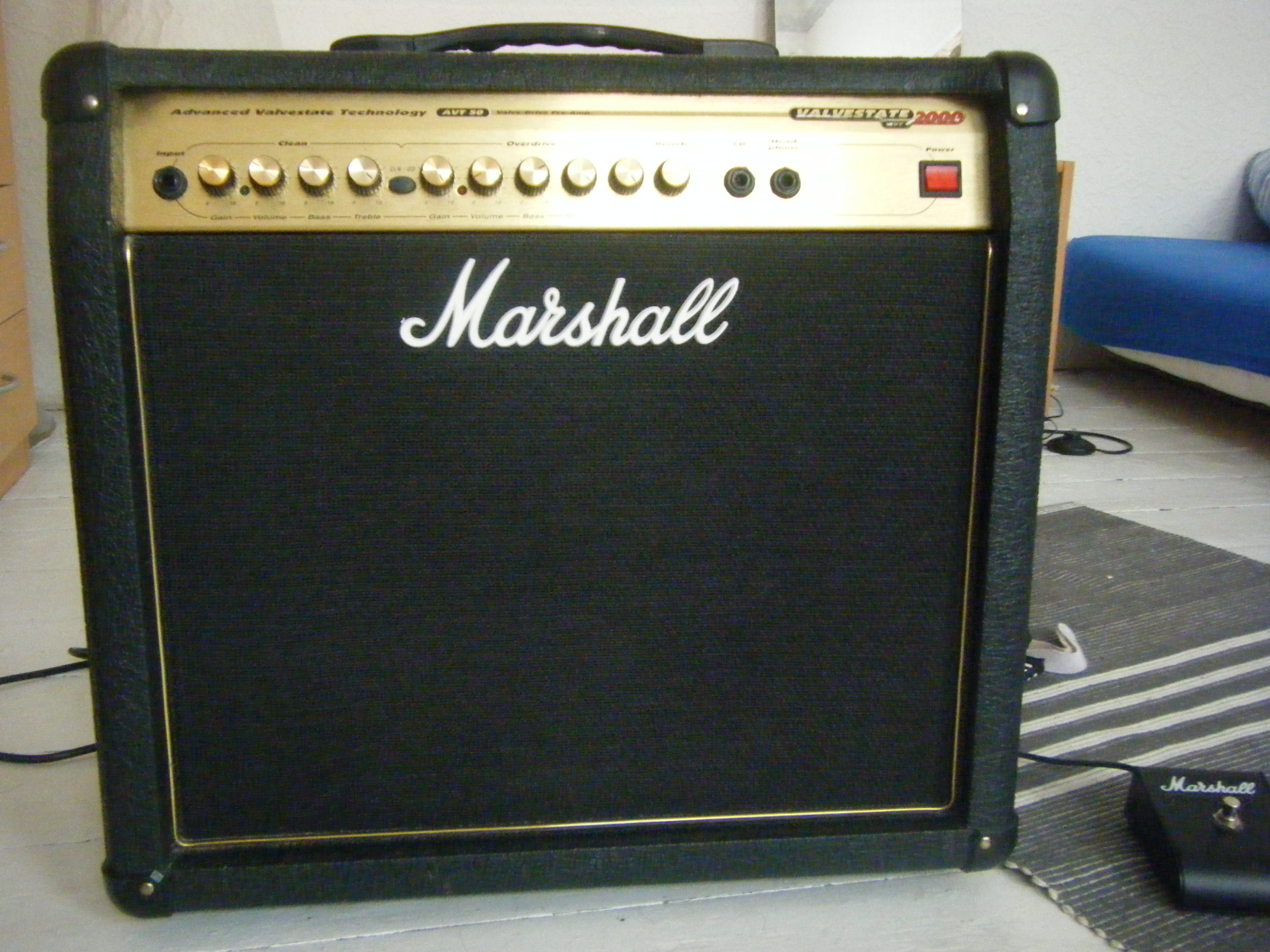 Gitarrenverstärker Marshall AVT 50 Combo Valvestate 2000