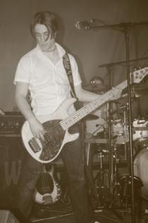 Bassist sucht Band