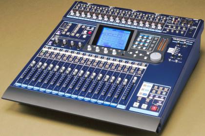 Tascam DM 24 Digitalmixer/Studiomixer