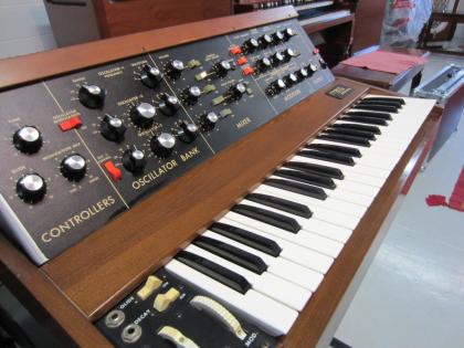 Minimoog Model D Moog Analog Synthesizer