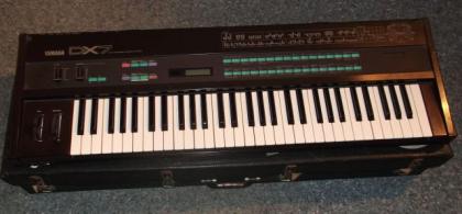 Yamaha DX-7 incl. riesen Soundarchiv