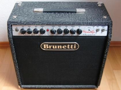 Röhren-Gitarrenverstärker BRUNETTI MARANELLO, 25 W