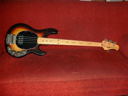 Orig. MUSIC MAN Stingray Bj. 1978