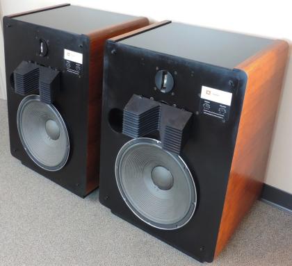 JBL L300 Studio Monitor Lautsprecher