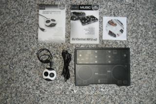 Verkaufe ein Hercules-Set (1x DJ Controller & 1x externe Soundkarte)