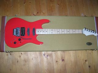 Edelgitarre im Strat-Syle, super Soundvielfalt, HSH, Floyd-Rose