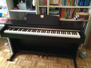 E-Piano Yamaha clavinova CLP-320, sehr guter Zustand!!!