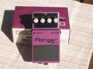 V: Boss BF-2 Flanger, analog Sound, vintage