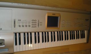 KORG TRITON STUDIO 61