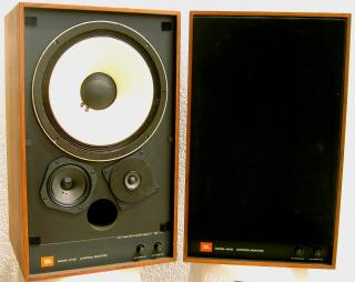 Legendere Studiomonitore von JBL - Modell 4311B.