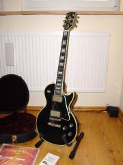 Gibson 1968 Custom Authentic   Black Beauty  EB