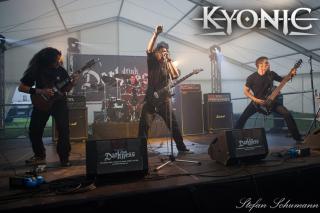 Metalband Kyonic sucht Bassisten