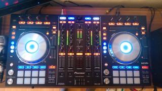 Pioneer DDJ-SX DJ Controller