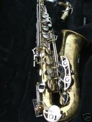 Buescher Aristocrat 200 alt Saxophone.