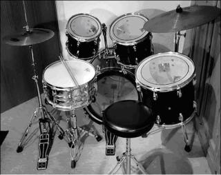 DRUMSET / SCHLAGZEUG zu verkaufen