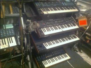 Suche 70er 80er analog Synthesizer Drum FX E Piano Hohner Duo  60er E Git. Bass AMP Echo+defektes