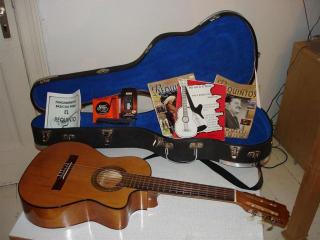 Requinto kleine Gitarre