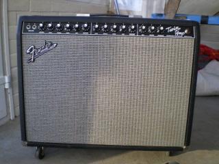 Fender Twin Amplifier 1990s  25 watt Super zustand