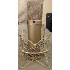 Neumann U87 - Top