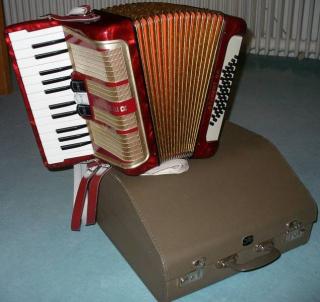 Akkordeon Hohner Student 40 - sofort spielbereit 26/40/II/2